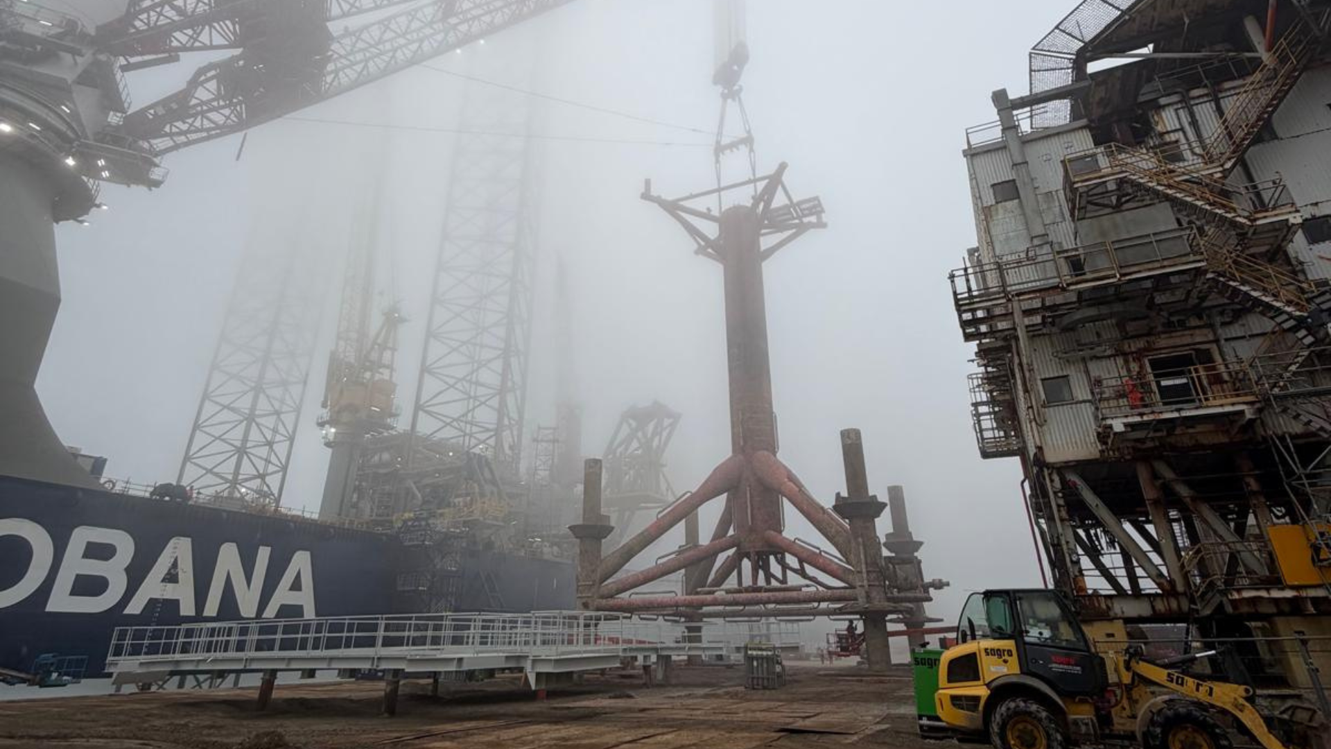 Arrival-jacket-obana-sagro